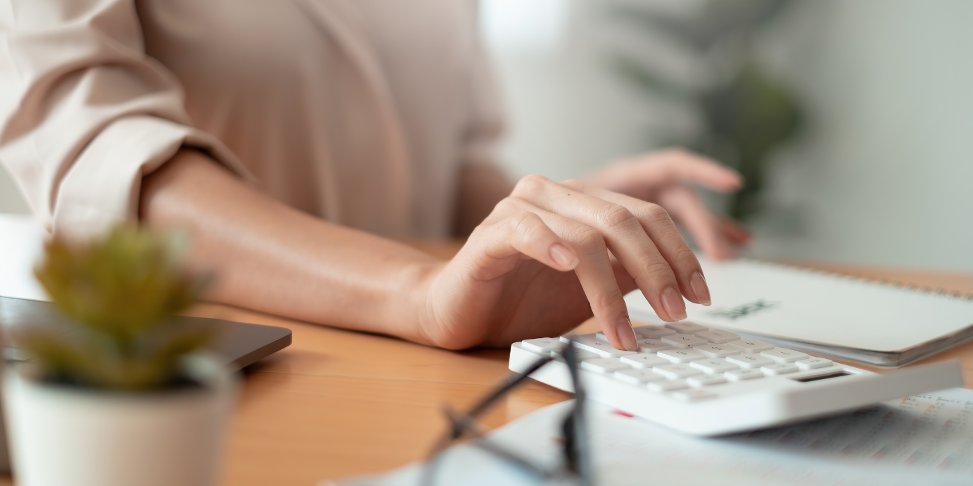 Key Retail Analytics Every Clothing and Footwear Retailer Should Track